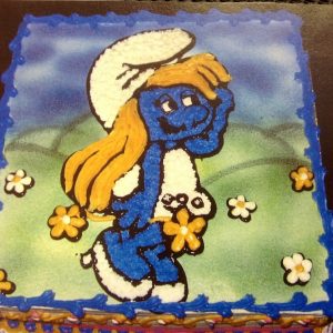 Gâteau carré thème des Stroumpfs, avec la Stroumpfette pour fête d'enfant