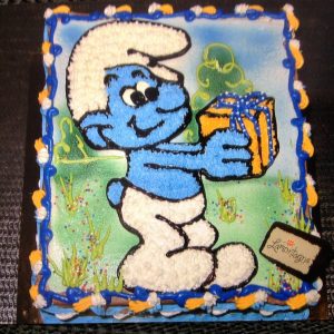 Gâteau carré image de Stroumpfs tenant un cadeau, pour anniversaire. Avec glaçage au beurre.