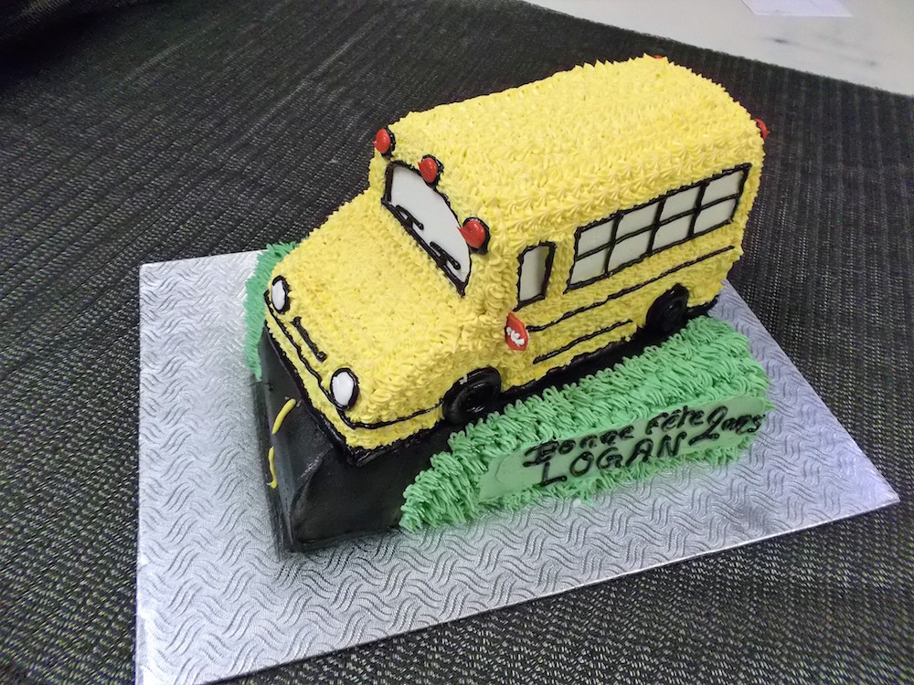 Gateau Autobus Jaune 3d Boulangerie Lamontagne